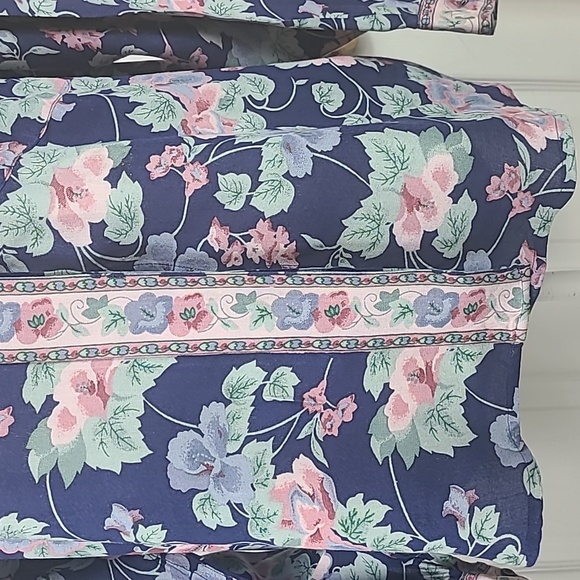 Keren Hart Vintage Button Down Blouse - Picture 3 of 11